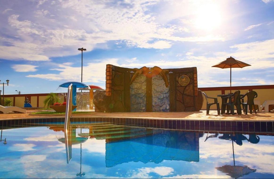 Golden Dolphin Aparthotel Caldas Novas Eksteriør bilde