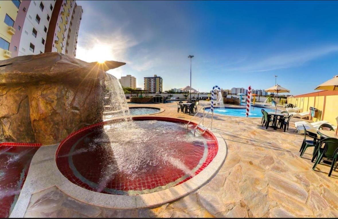 Golden Dolphin Aparthotel Caldas Novas Eksteriør bilde